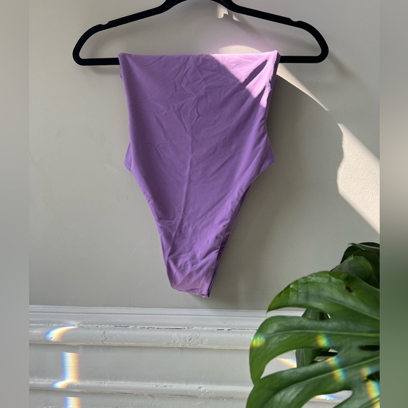 Myra Swim Aloe One Piece - Picture 3 of 8